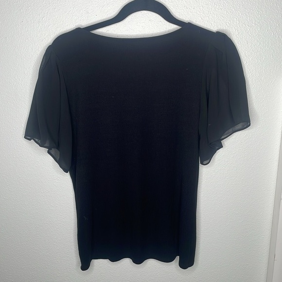 1.STATE Women's Flutter Short Sleeve V-Neck Knit Top - Picture 7 of 10